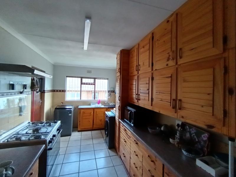 3 Bedroom Property for Sale in Dana Bay Western Cape